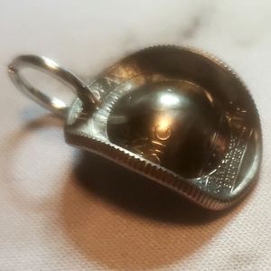 2022 cowboy/cowgirl hat pendent/keychain/zipper pull